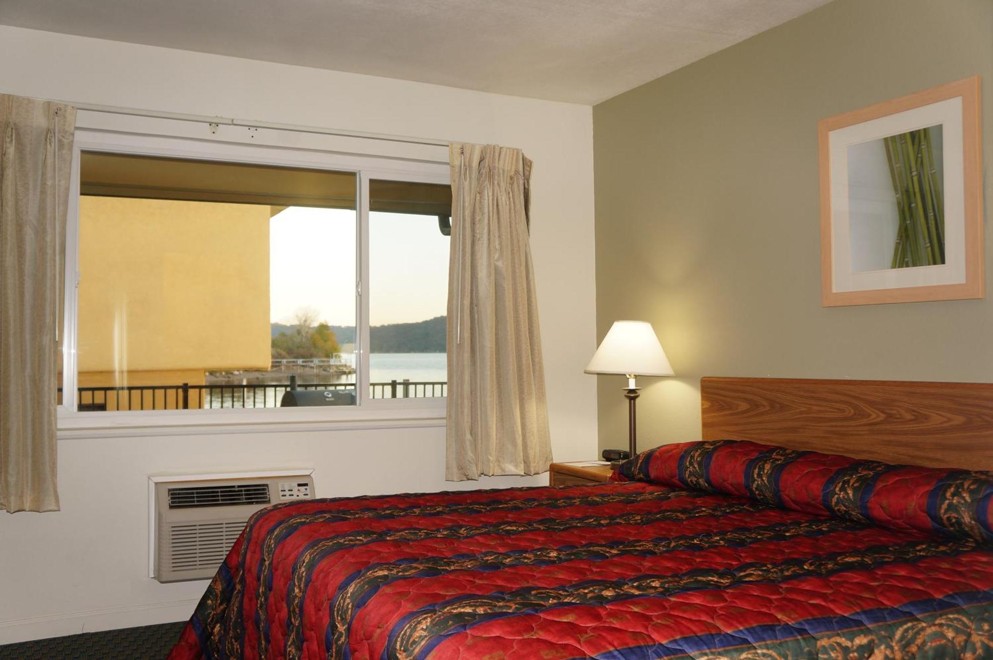Lake Marina Inn Clearlake Oaks Ruang foto