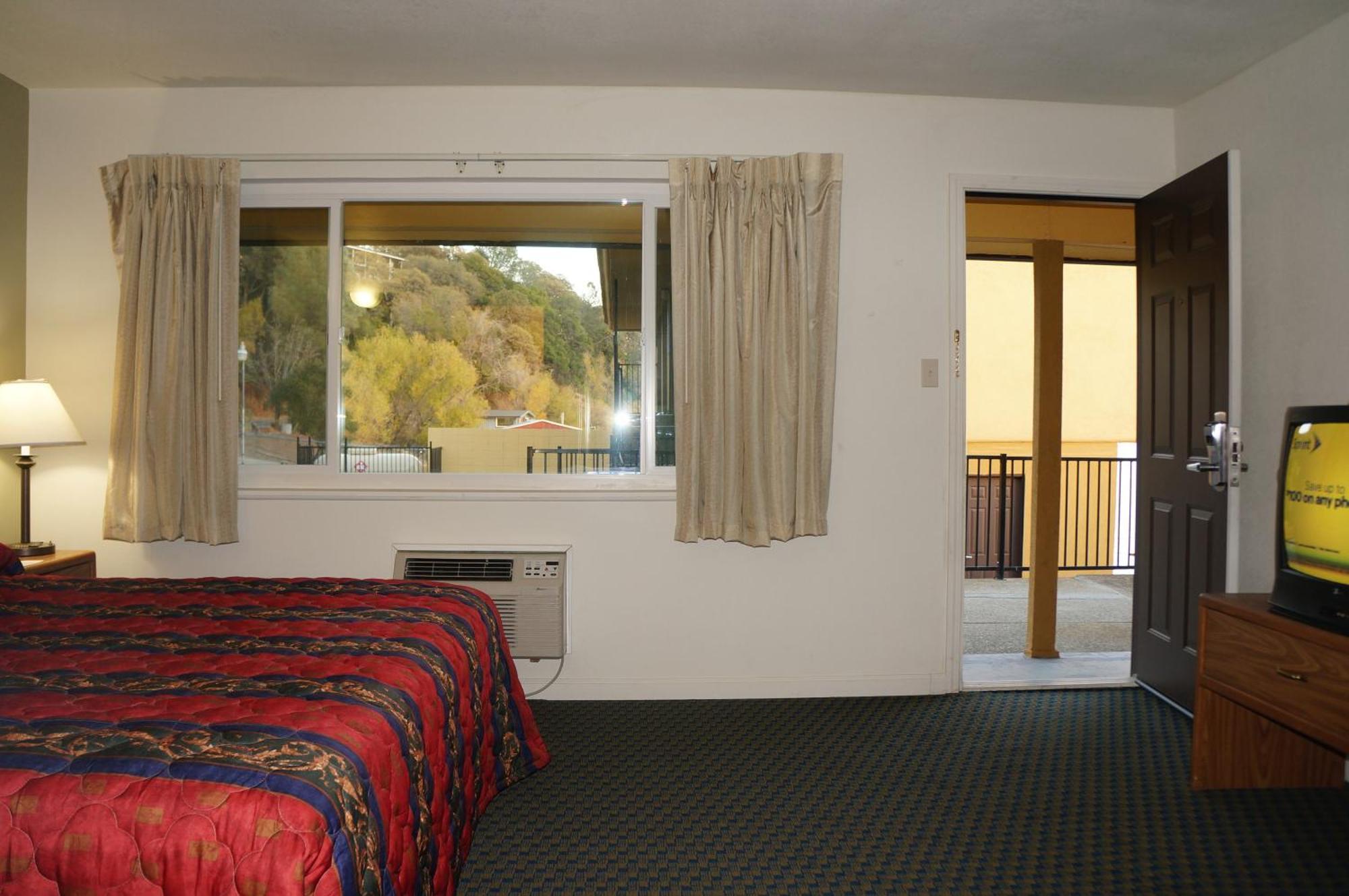 Lake Marina Inn Clearlake Oaks Ruang foto