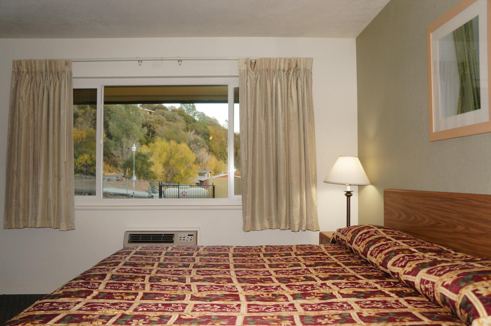 Lake Marina Inn Clearlake Oaks Ruang foto