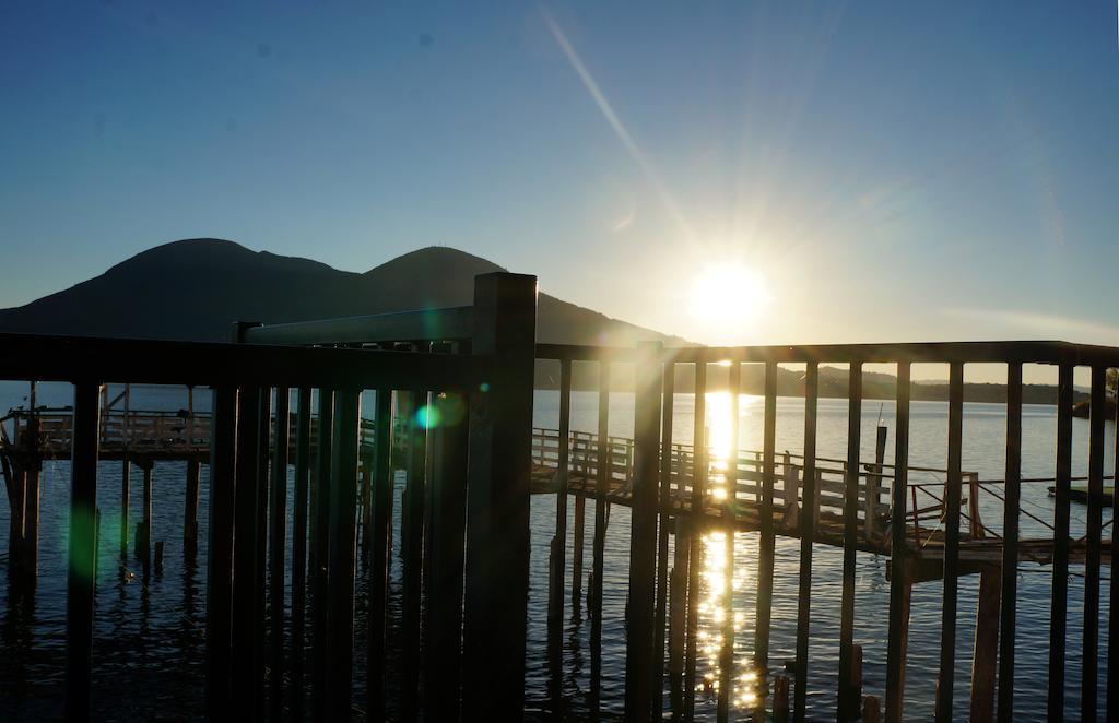 Lake Marina Inn Clearlake Oaks Bagian luar foto