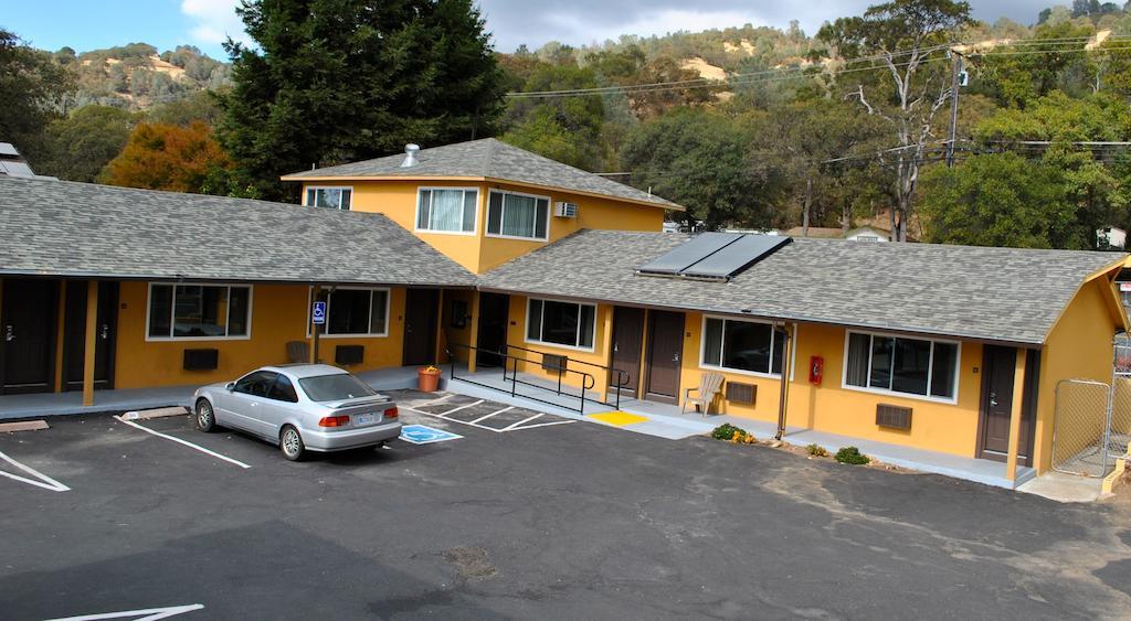 Lake Marina Inn Clearlake Oaks Bagian luar foto