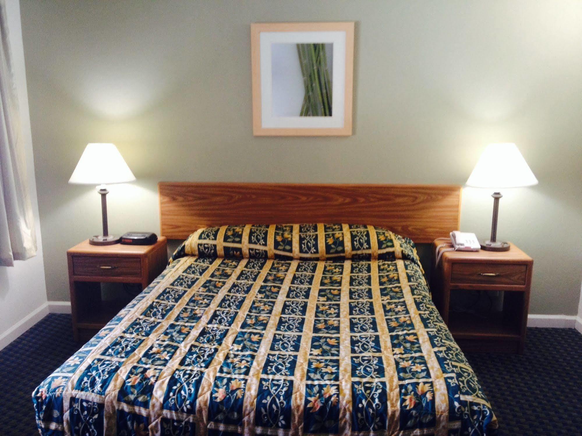 Lake Marina Inn Clearlake Oaks Bagian luar foto